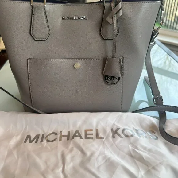 Michael Kors Greenwich Saffiano Leather Bucket Bag Grey/Purple, Arm & Crossbody - Picture 15 of 15